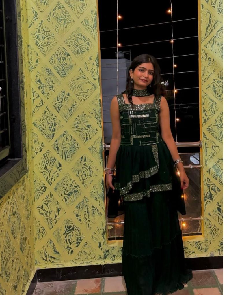 Chennai Escorts Adhira Escort Service