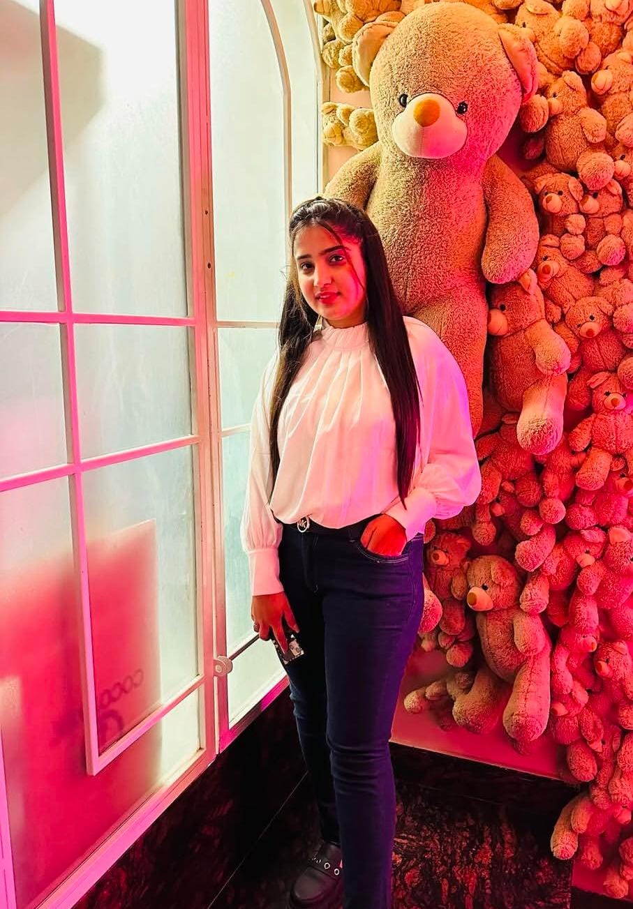 Chennai Escort Charvi